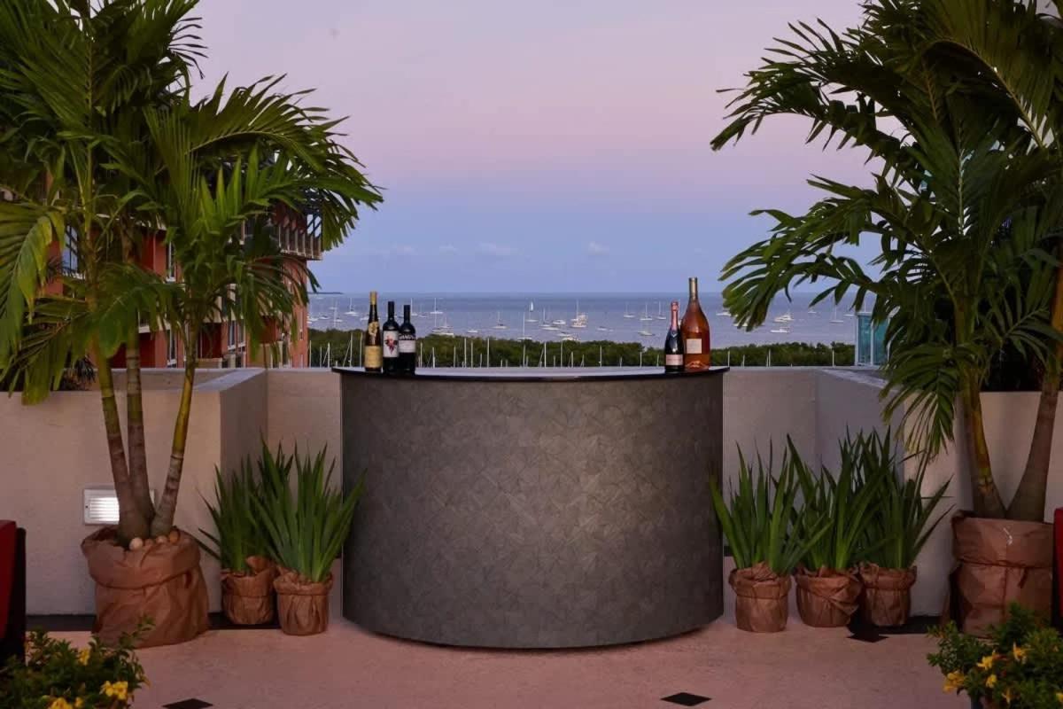 Inn Mvr Magic Starts Right Here